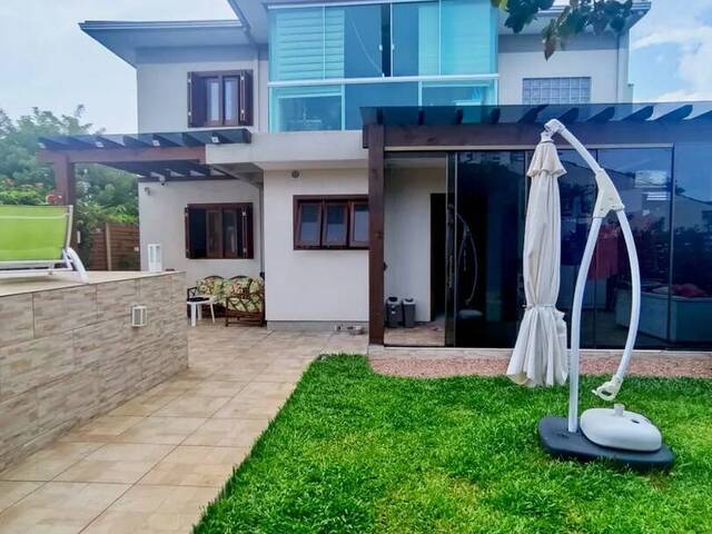 #C1001 - Casa para Venda em Arroio do Sal - RS - 2