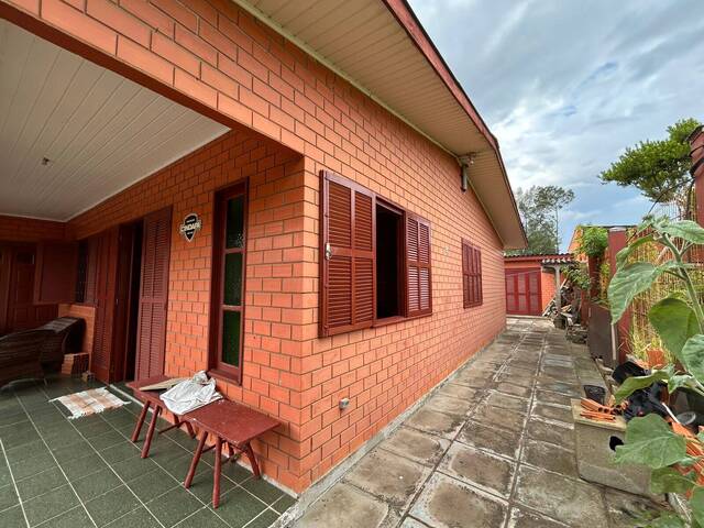 #77 - Casa para Venda em Arroio do Sal - RS - 2