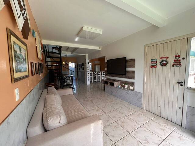 Casa para Venda em Arroio do Sal - 2