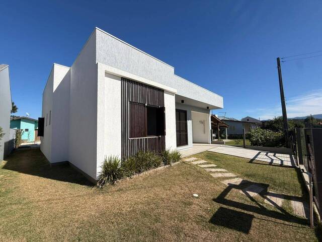 Casa para Venda em Arroio do Sal - 2