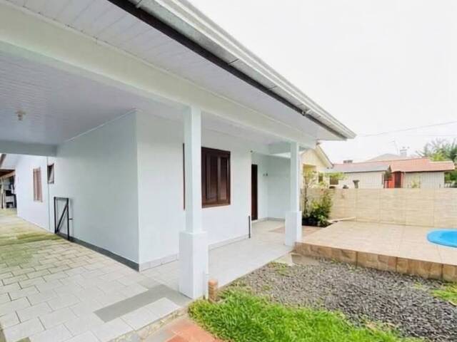 Casa para Venda em Arroio do Sal - 2