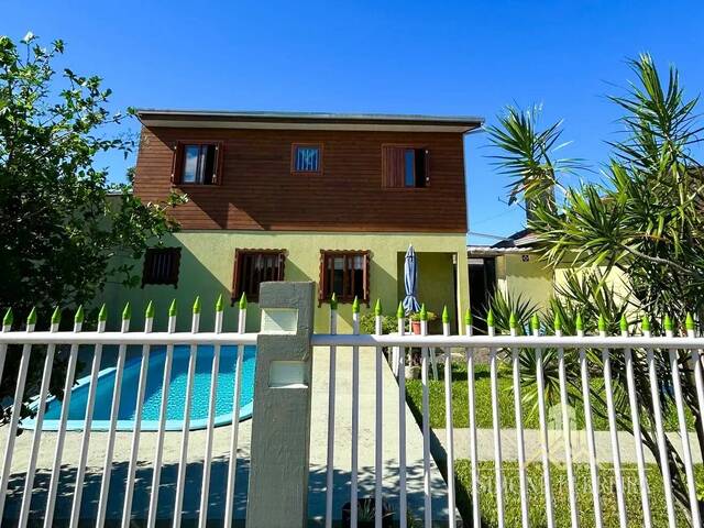 #C1066 - Sobrado para Venda em Arroio do Sal - RS - 2